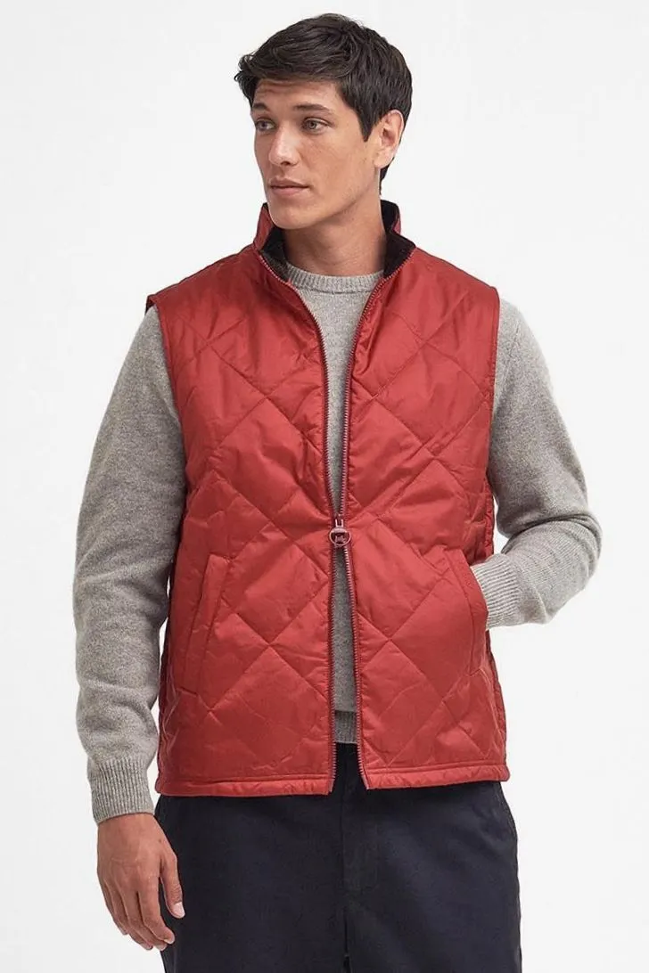 Barbour Gilet Finn Mens in Dark Red MGI0055RE51