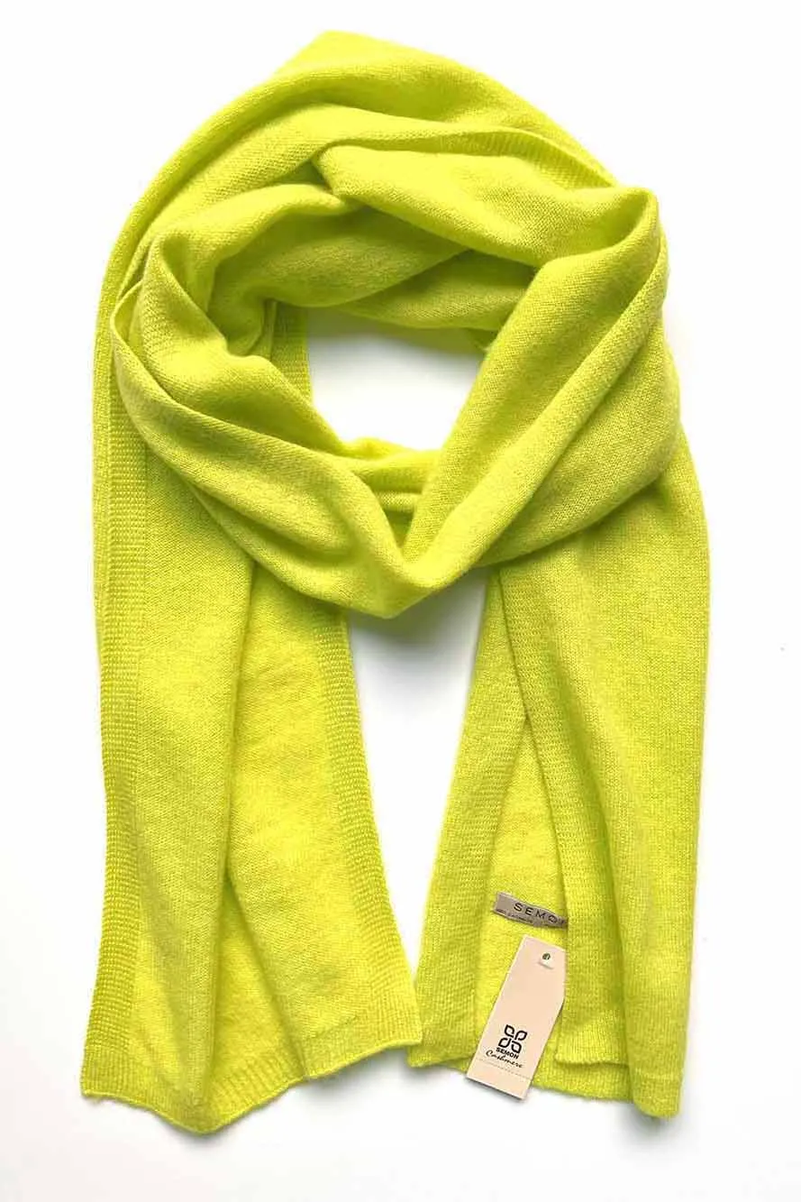 Cashmere scarf in neon yellow green