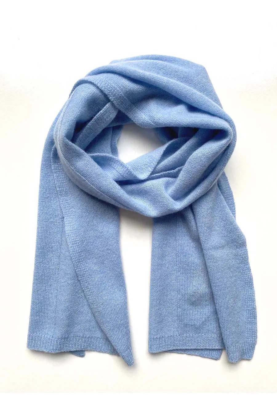 Cashmere scarf in Powder blue