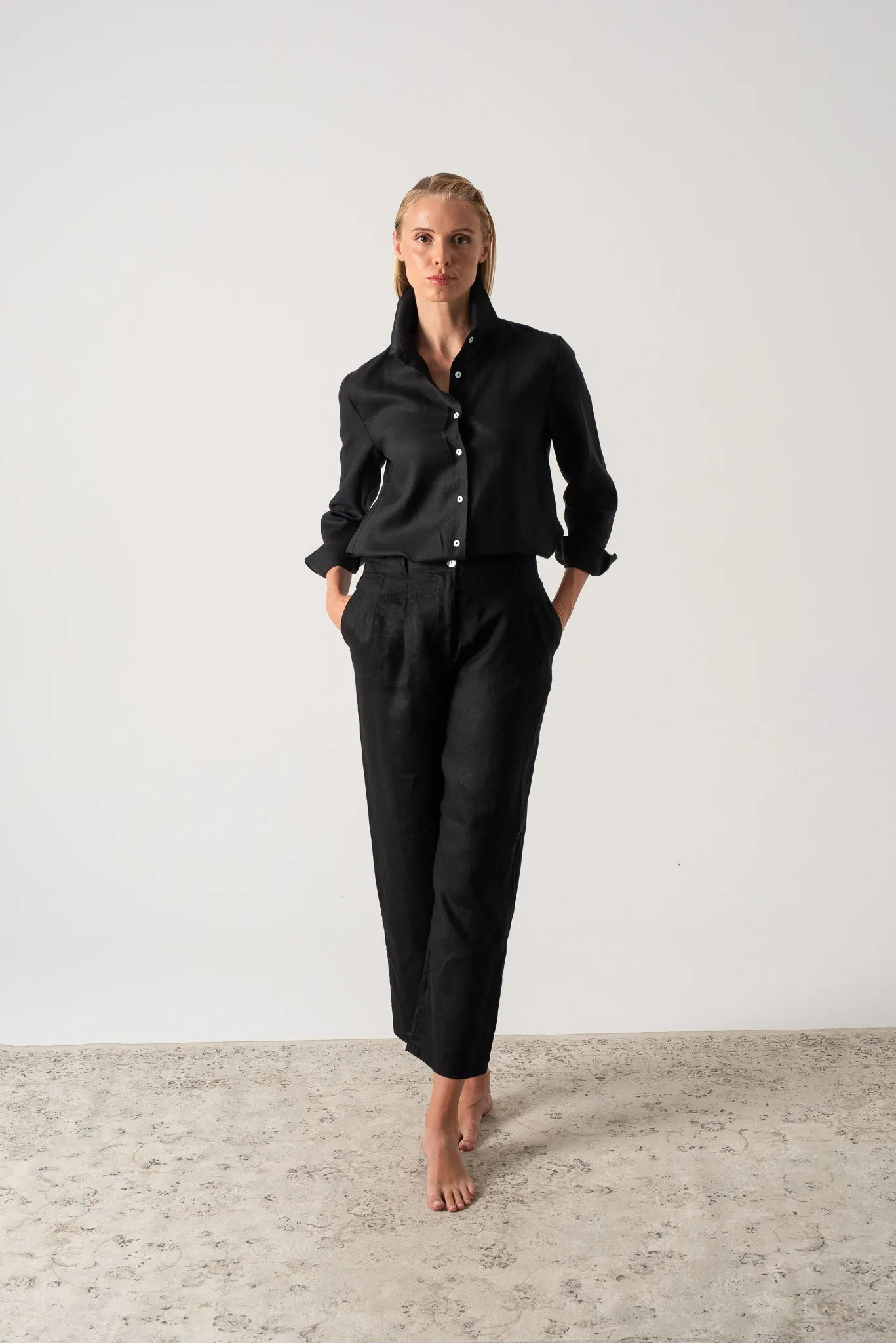 La Classica Linen Shirt Black