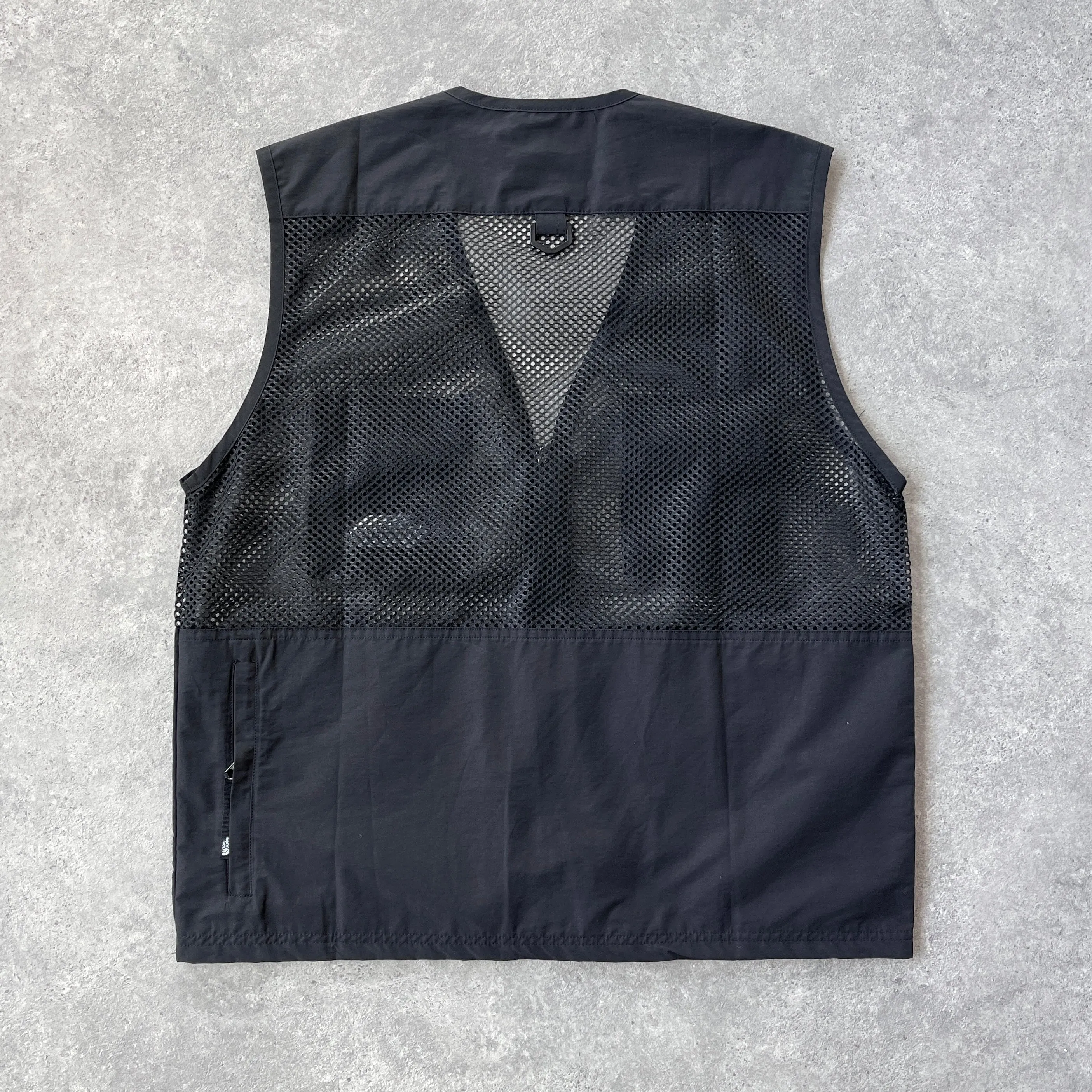 The North Face 2000s tactical cargo vest (XL)