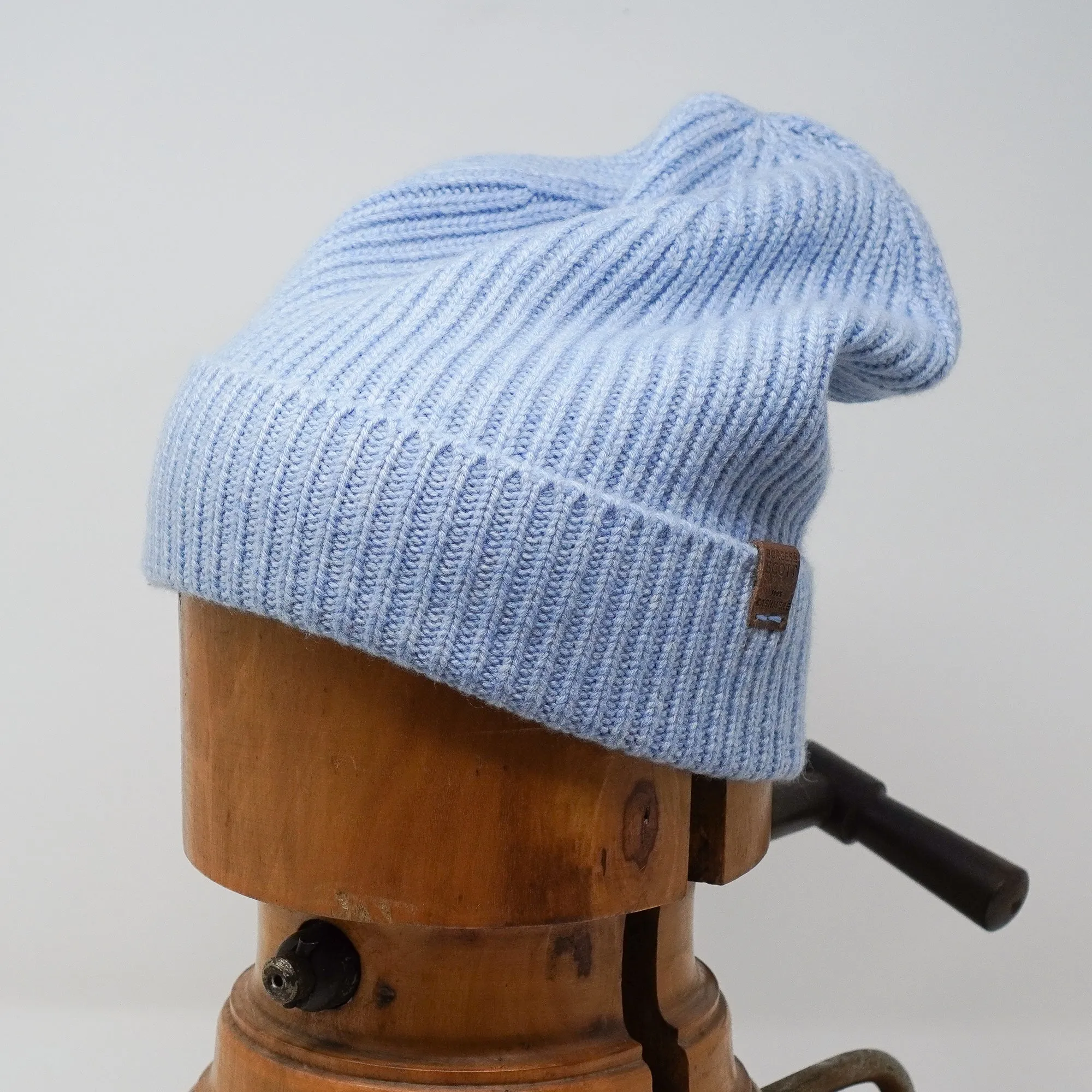 The Recycled Reberty - 100% Cashmere - Ladies Thick Knit Hat