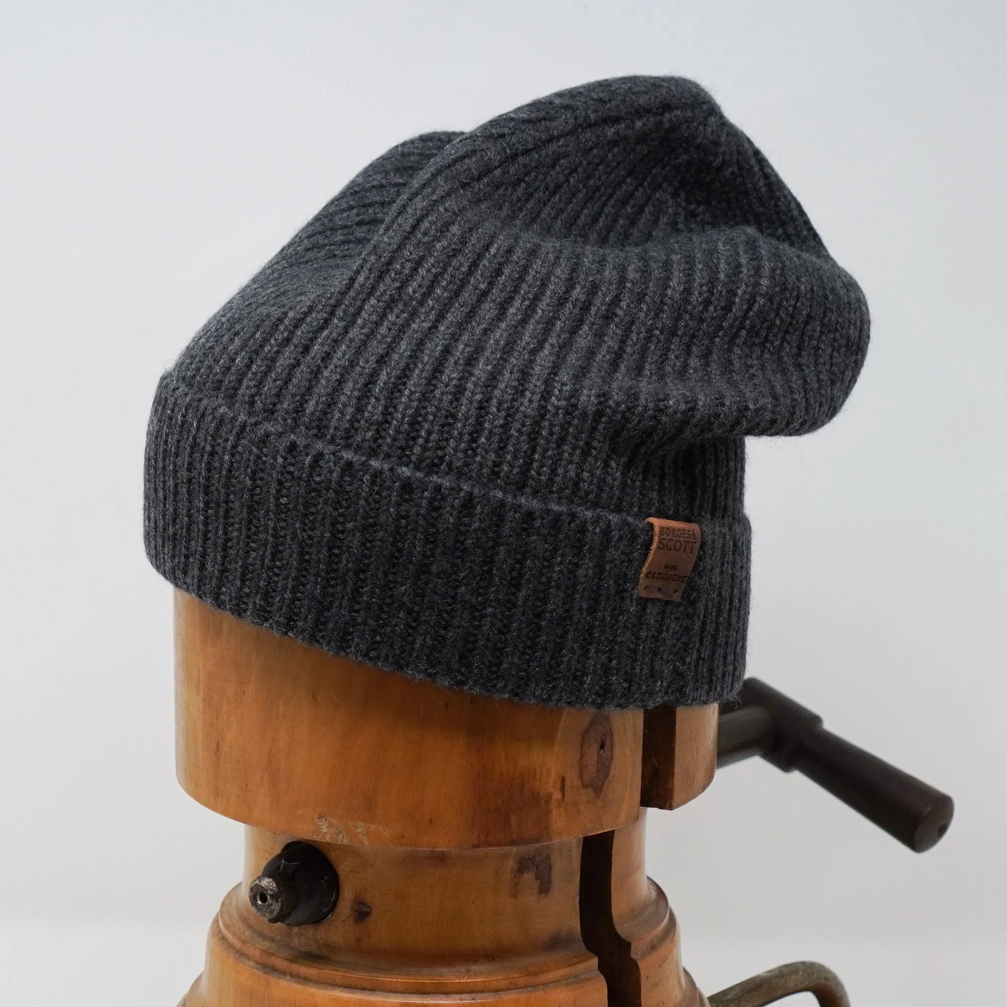 The Recycled Reberty - 100% Cashmere - Thick Knit Beanie